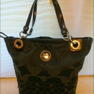 Meet your Posher, Deanna